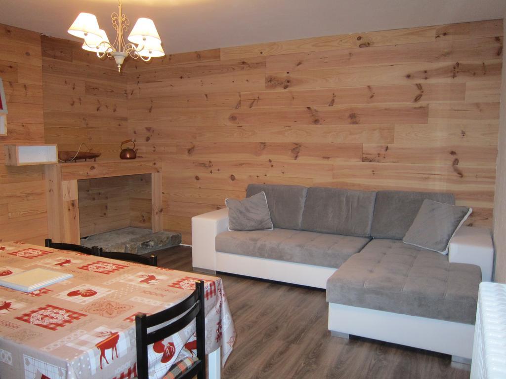 Apartmán L'Isba Boutx Exteriér fotografie
